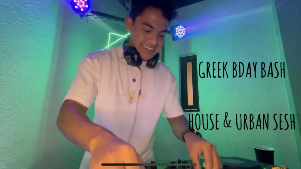 Miniatura del video 1 de DJ Greek en YouTube